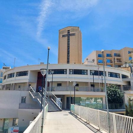 Malta Crown Guesthouse St. Julian's Exteriör bild