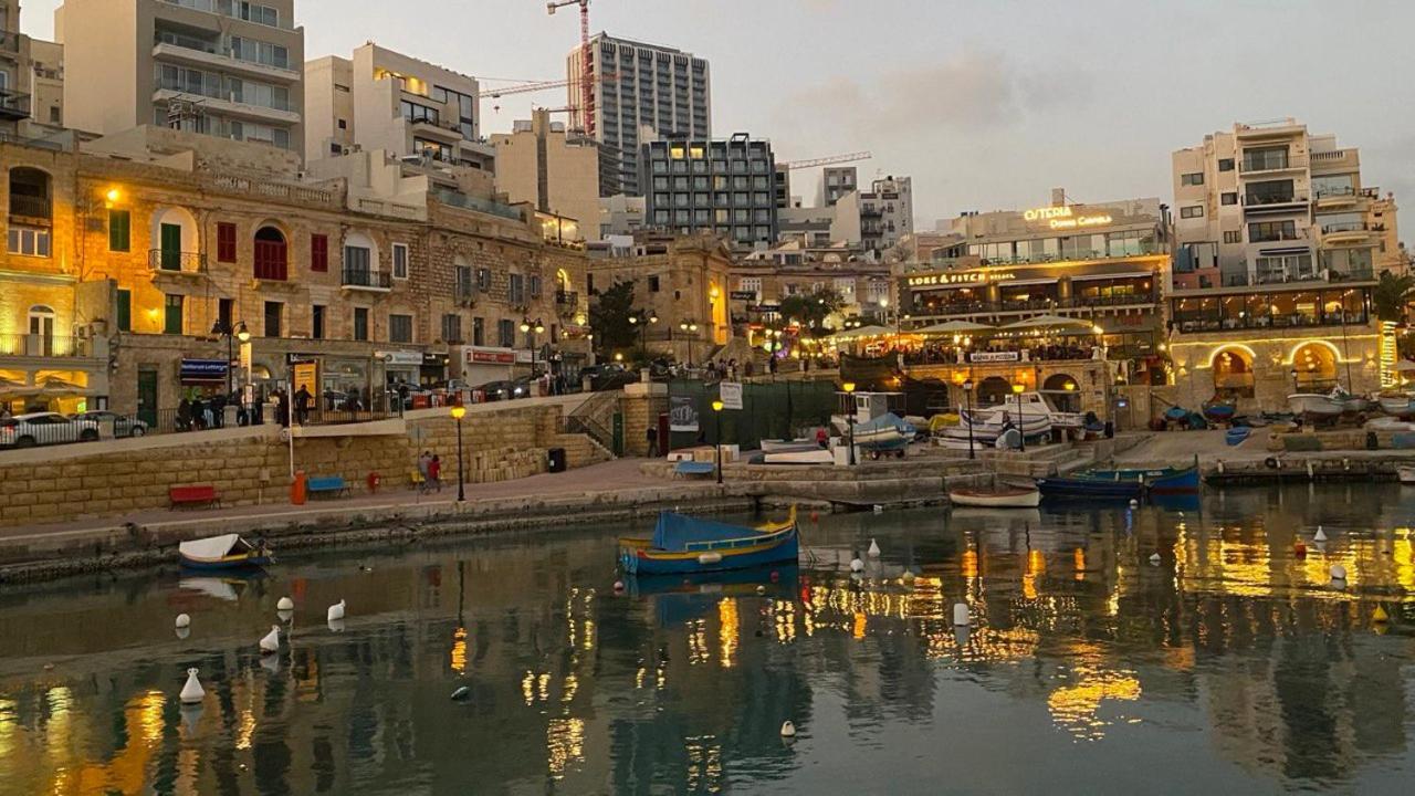 Malta Crown Guesthouse St. Julian's Exteriör bild